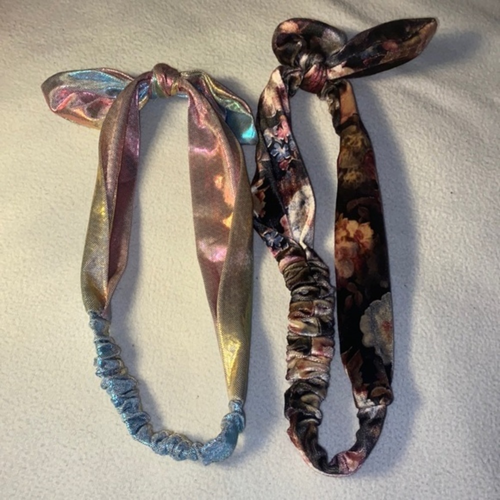 2 stretch head bands with bows, bright and floral print